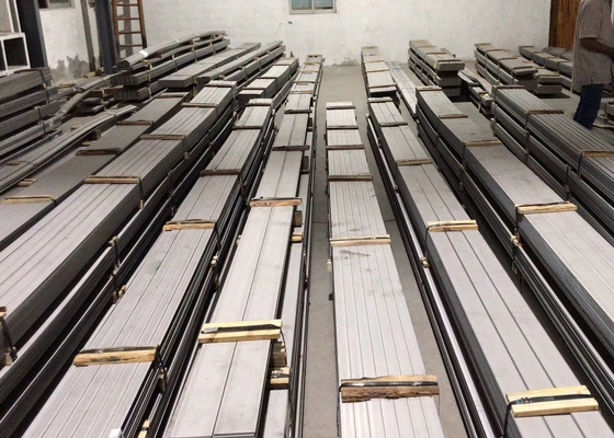 AISI 420 (EN 1.4021 1.4028) Dải hẹp bằng thép không gỉ trong tấm (Thanh phẳng)